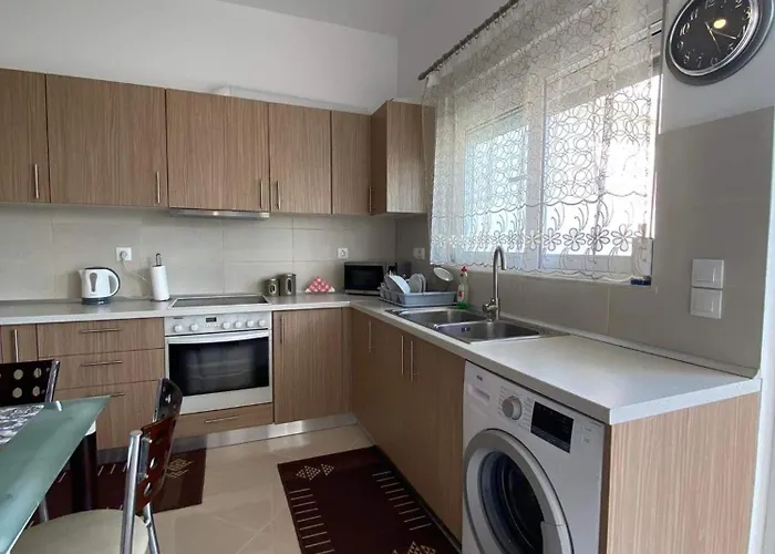 Rhodes Volkshaus Apartmán *