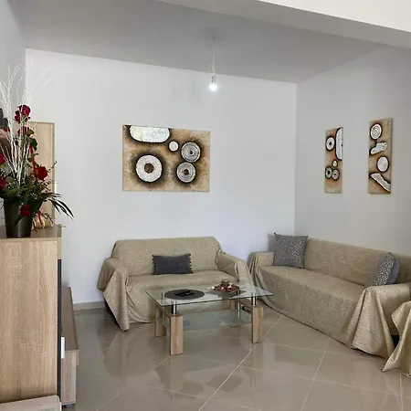 Rhodes Volkshaus Apartment