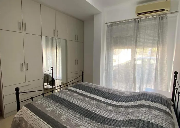 Rhodes Volkshaus * Afantou